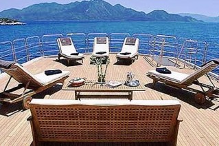 INSIGNIA - Beach Deck